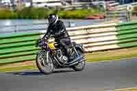 Vintage-motorcycle-club;eventdigitalimages;mallory-park;mallory-park-trackday-photographs;no-limits-trackdays;peter-wileman-photography;trackday-digital-images;trackday-photos;vmcc-festival-1000-bikes-photographs